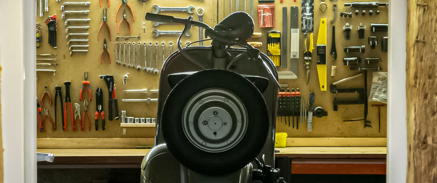 Atelier Scooter Vintage Vespa Réparation